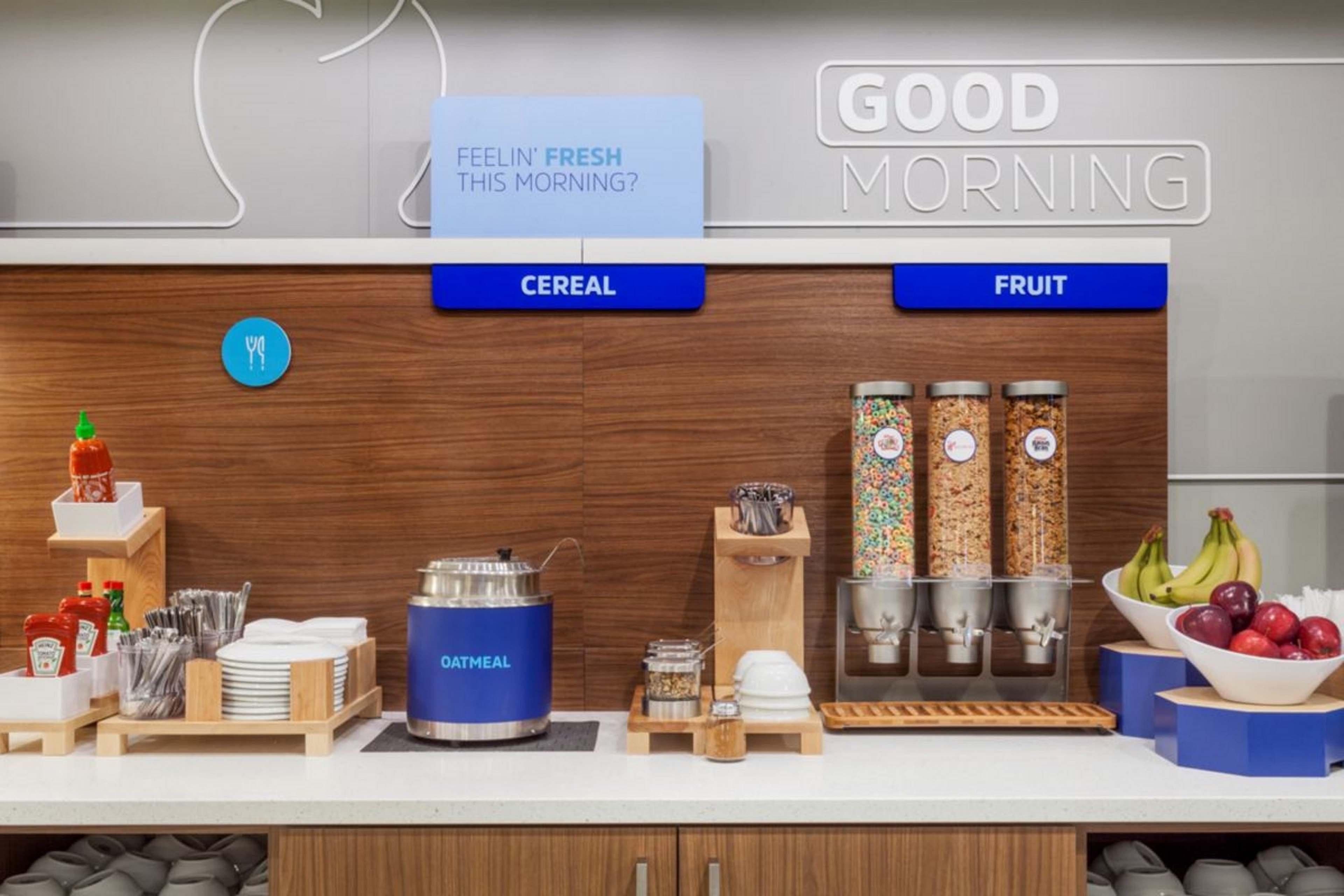 Holiday Inn Express Hotel & Suites Orlando East-Ucf Area By Ihg Alafaya Bagian luar foto