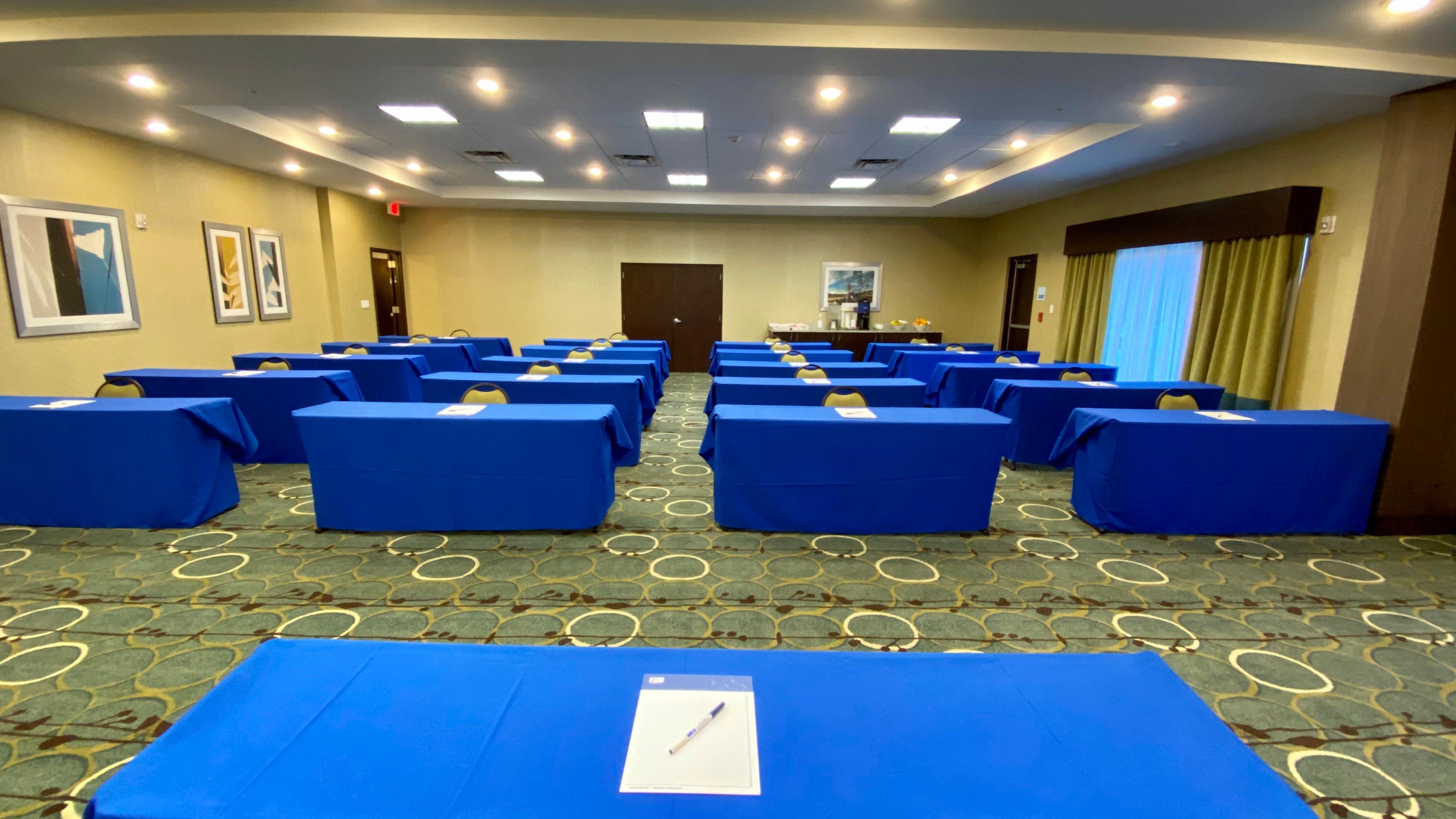 Holiday Inn Express Hotel & Suites Orlando East-Ucf Area By Ihg Alafaya Bagian luar foto